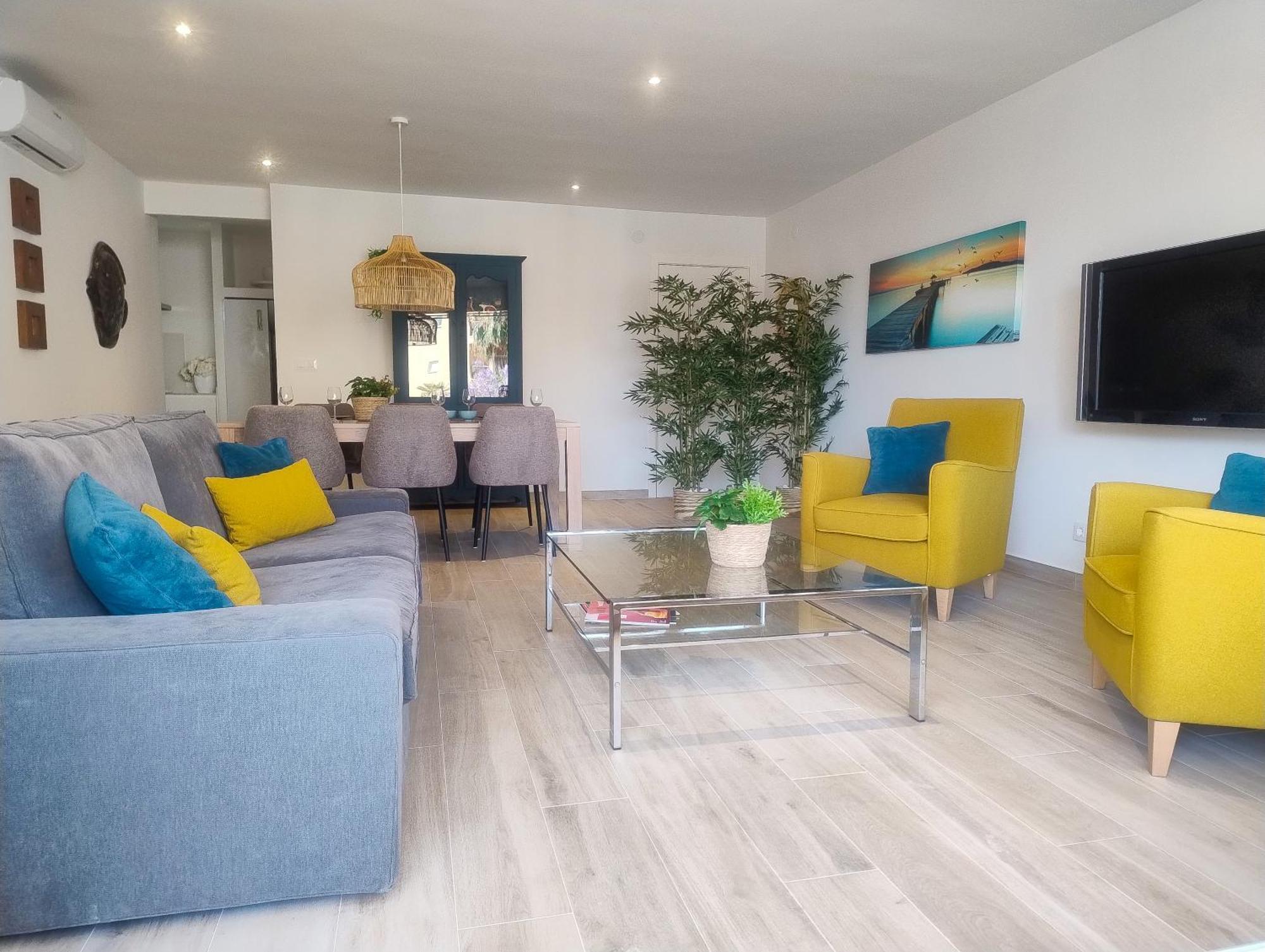 Aura Apartment